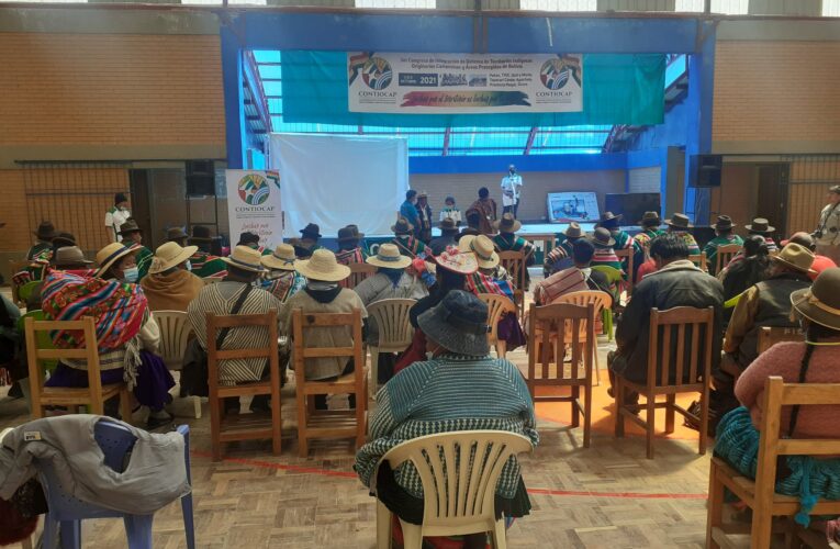 A golpes terminó asamblea del MAS en Bolivia
