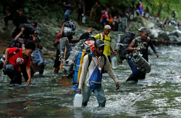 44.943 venezolanos cruzaron la selva del Darién en siete meses