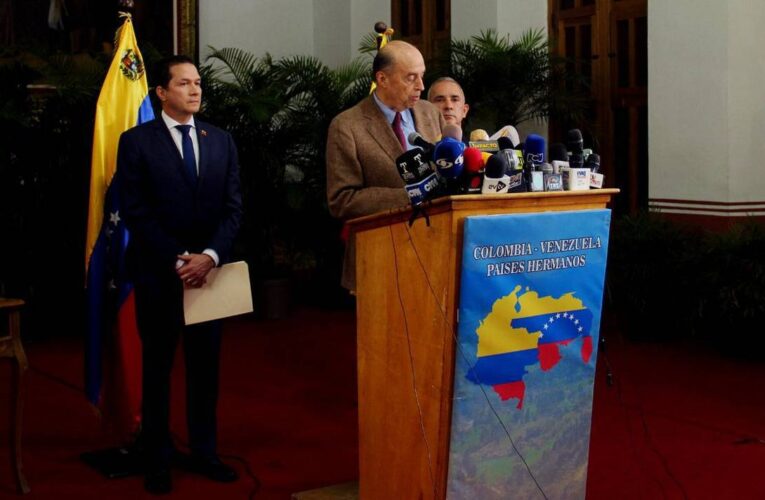 Colombia y Venezuela restablecerán relaciones diplomáticas y económicas