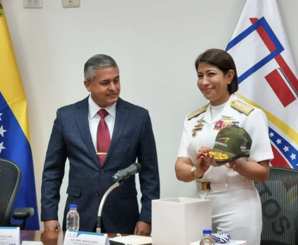 Erika Virgüez ya tomó posesión de la presidencia de Bolipuertos