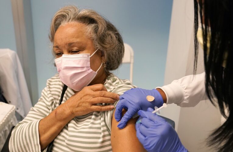 Recomiendan aplicarse cuarta dosis de vacuna contra covid-19