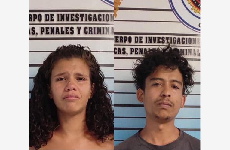 Detenida pareja que robaba celulares en el Metro
