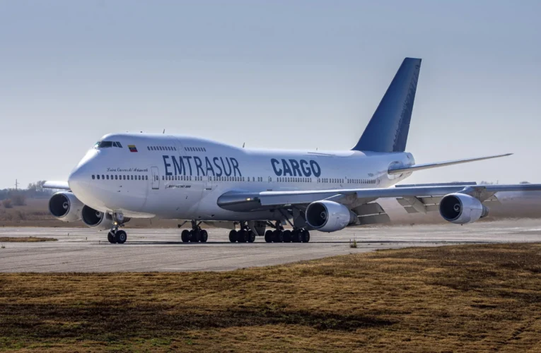 Crece la presión por devolución de avión retenido en Argentina