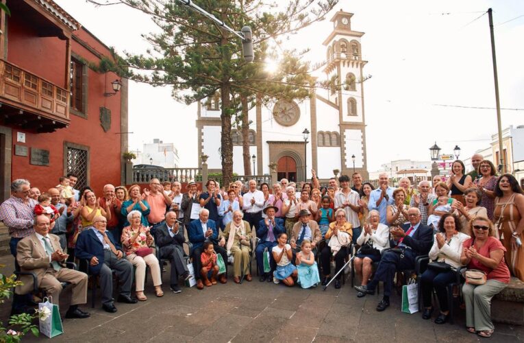 Hermanos Hernández Pérez ganan el Guinness como la familia más longeva del mundo