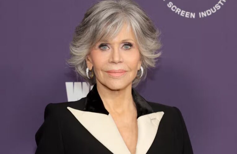 Jane Fonda tiene cáncer, pero sigue activa