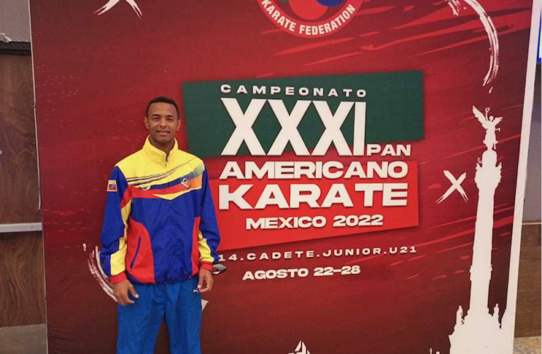 Vásquez y Gutiérrez participaron en Panamericano de Karate en México