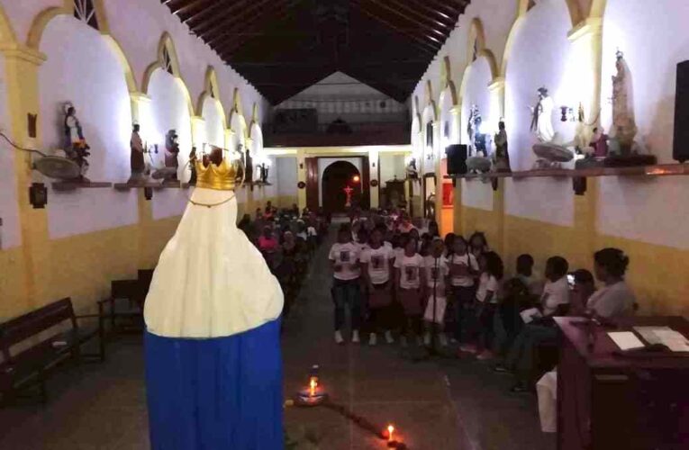 Naiguatareños se preparan para celebrar la fiesta de la Virgen de Coromoto