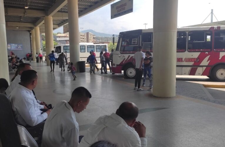 “Buses en el terminal están obligados a trasladar pasajeros de Valencia”