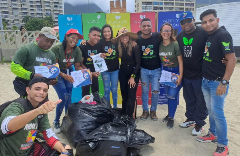 2 mil voluntarios se sumaron a la limpieza de las playas
