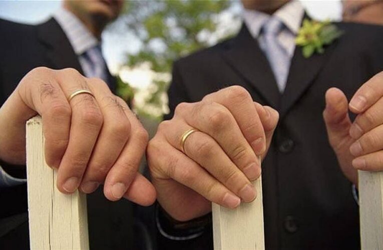Cuba registra primer  matrimonio igualitario