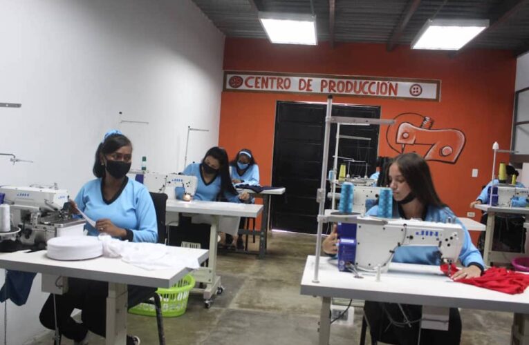 Invierten $32 mil en el primer centro textil de La Guaira