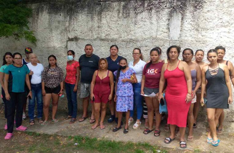 En Lomas de Tanaguarena rechazan detención de acusados de saqueo