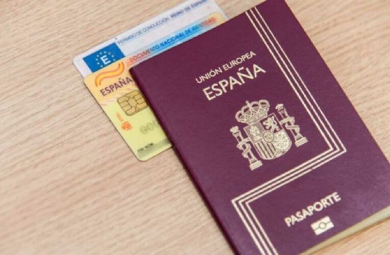 Hijos y nietos de españoles podrán obtener la nacionalidad
