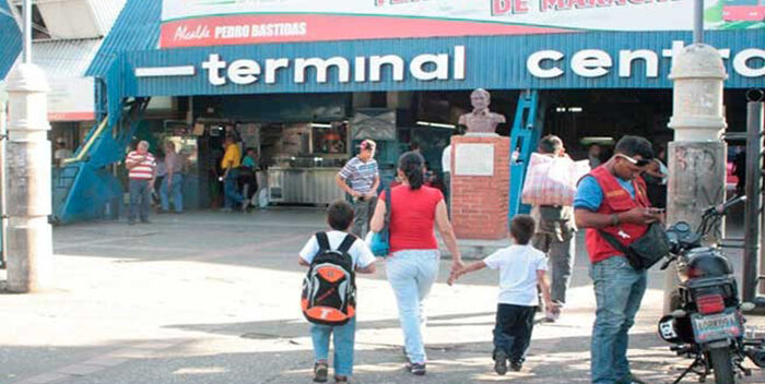 Mataron a machetazos a un hombre en el terminal de Maracay