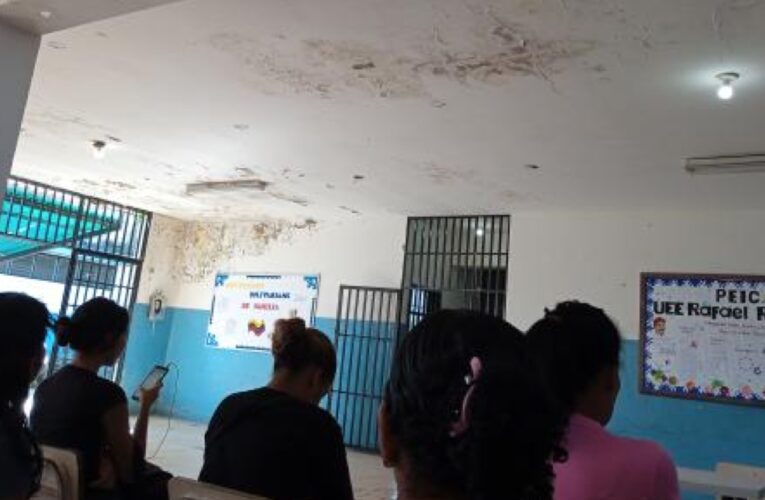 Se deteriora la escuela Rafael Rangel de Carayaca