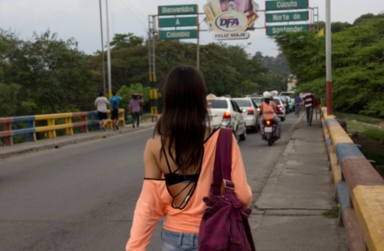 Migrantes venezolanos ofrecen sexo por supervivencia