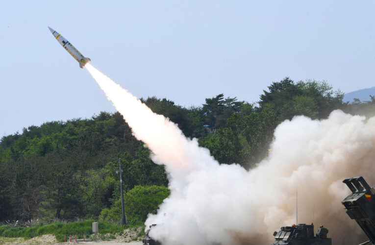 Guerra de misiles entre los dos Coreas