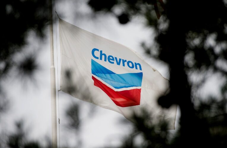EEUU emitió licencia que autoriza a Chevron reanudar extracción de petróleo