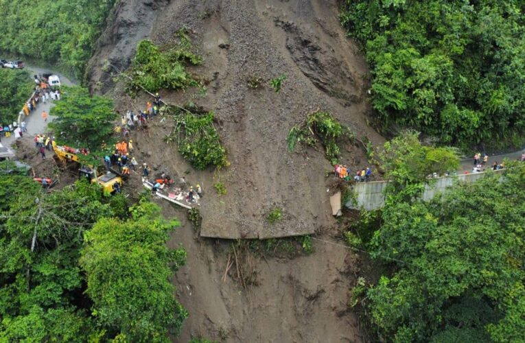 33 muertos tras un deslizamiento de tierra en Colombia