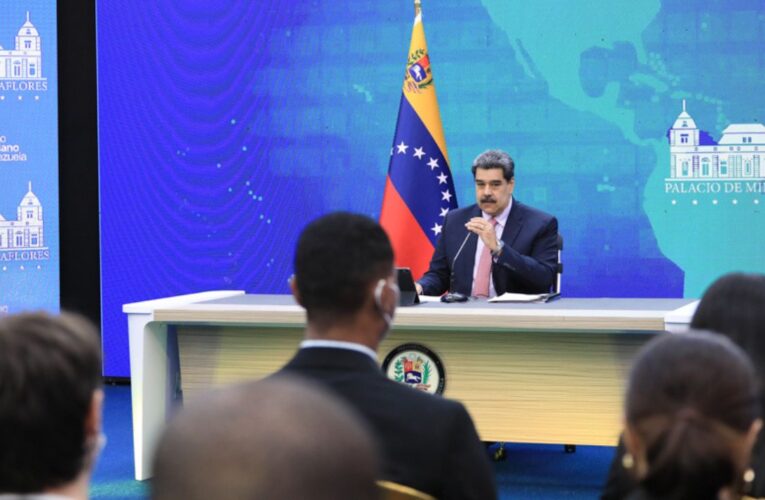 Maduro condiciona las presidencialesal levantamiento de sanciones