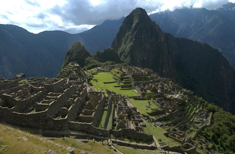 Cierran indefinidamente Machu Picchu por protestas