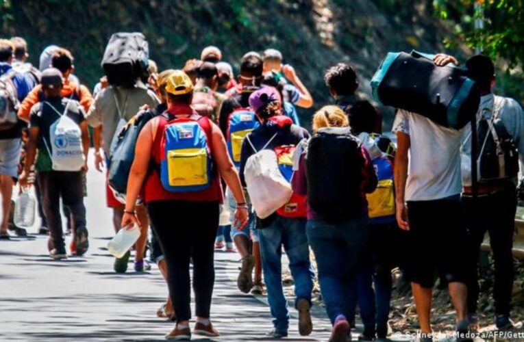 ‘‘Éxodo de 7,1 millones de venezolanos entre los mayores del mundo’’