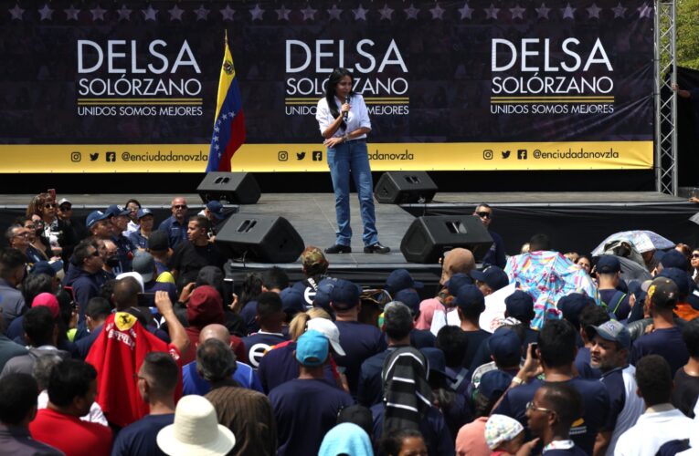 Delsa Solórzano lanzó su candidatura para las primarias 