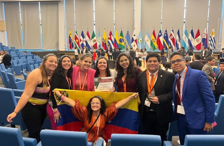 Estudiantes venezolanos ganaron el premio a mejor delegación