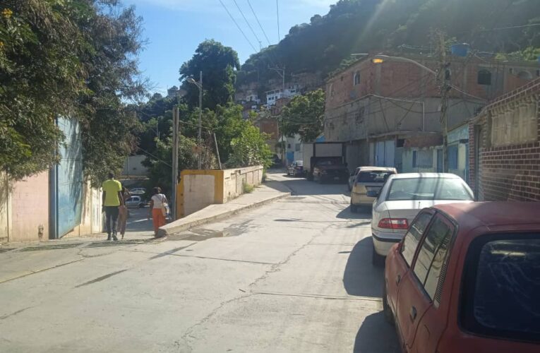 Vecinos de la parte alta de Guanape no reciben agua por tubería
