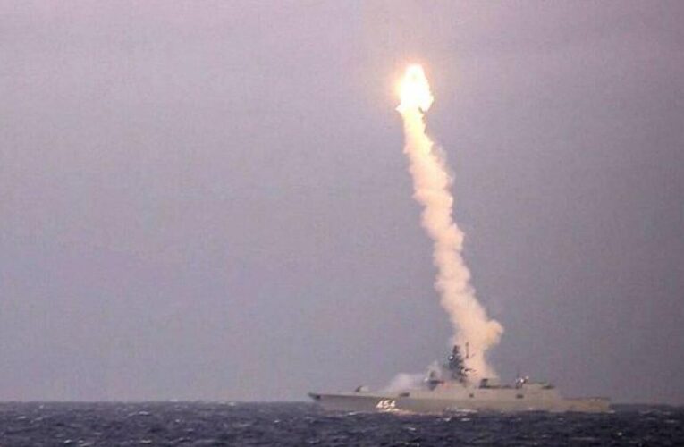 Fragata rusa lanzó misiles hipersónicos en el Atlántico