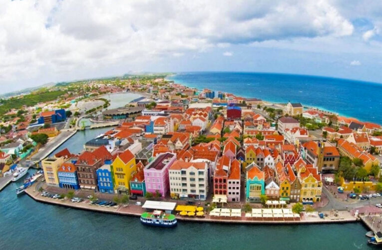 Aruba propone reabrir el 1 de mayo la frontera marítima con Venezuela