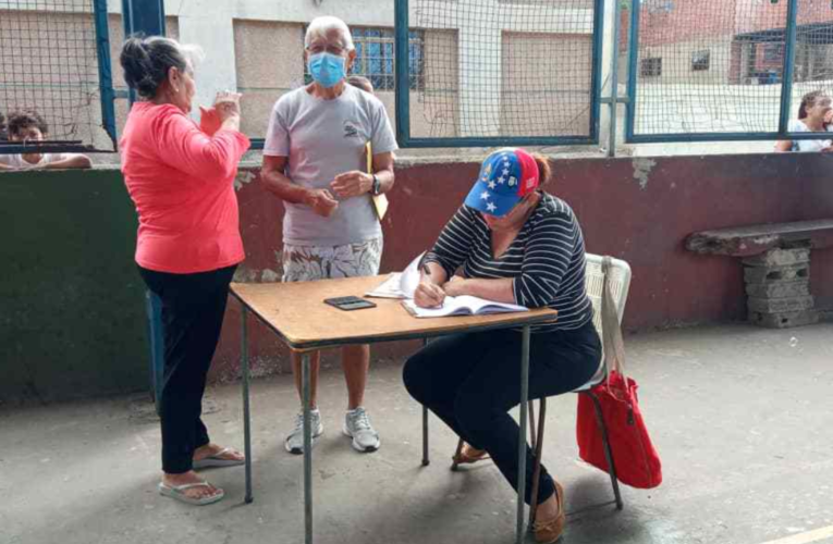Atención médica y medicinas brindaron a vecinos de La Páez