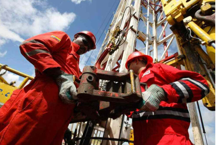 New Stratus y GoldPillar también quieren comprar petróleo venezolano