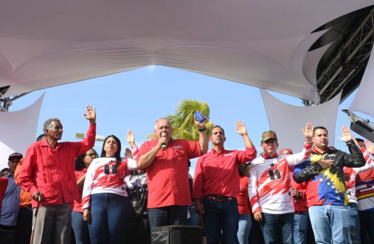 Cabello juramentó el equipo político del PSUV en La Guaira
