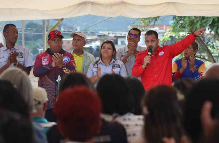 Consejo Legislativo realiza sesión por aniversario de Carayaca