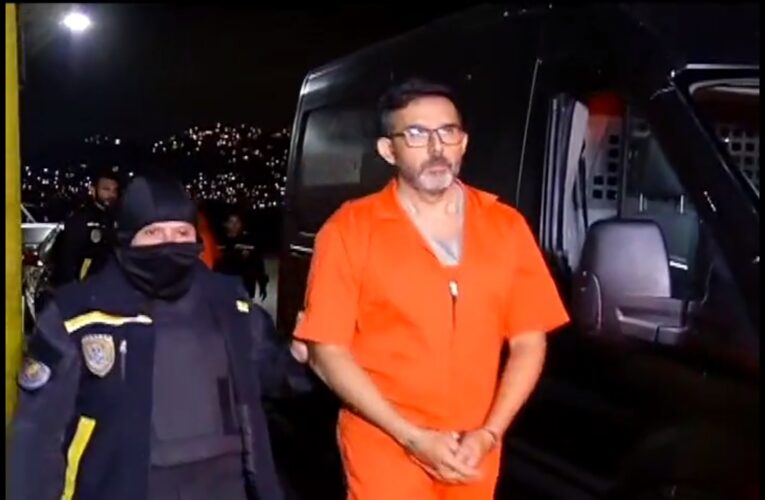 Presentaron en tribunales a Álvaro Pulido y a directores de la Alcaldía de Baruta