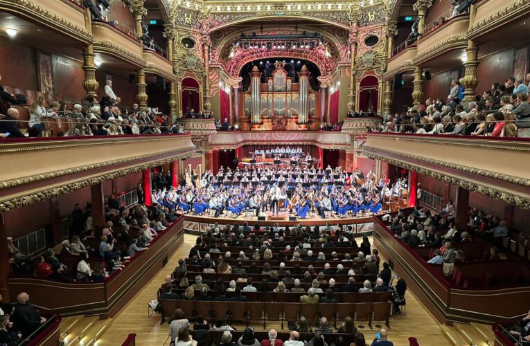 Sinfónica Nacional Infantil celebra la independencia con concierto en Suiza