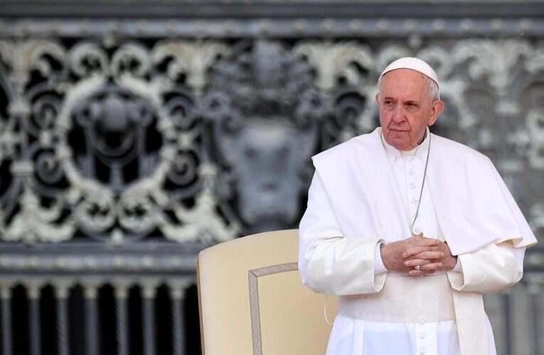 Papa Francisco pide políticas con visión de futuro para proteger medio ambiente