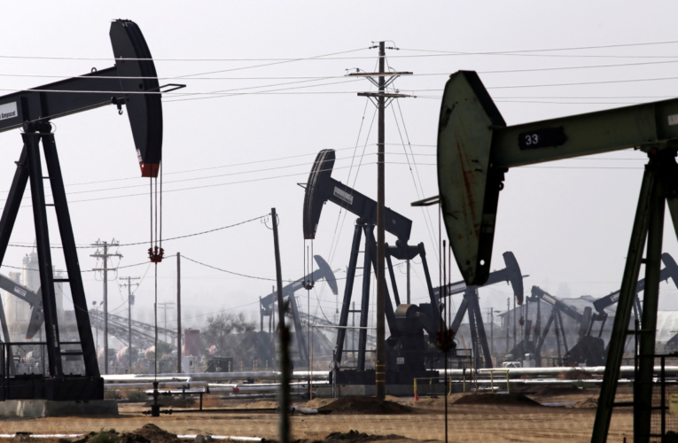 Opep anuncia recortes en producción de petróleo