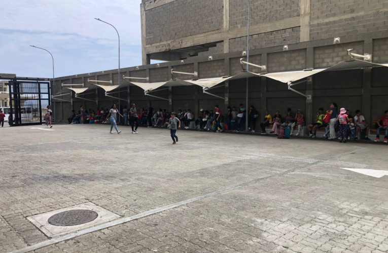 5 mil pasajeros se movilizaron por el terminal terrestre