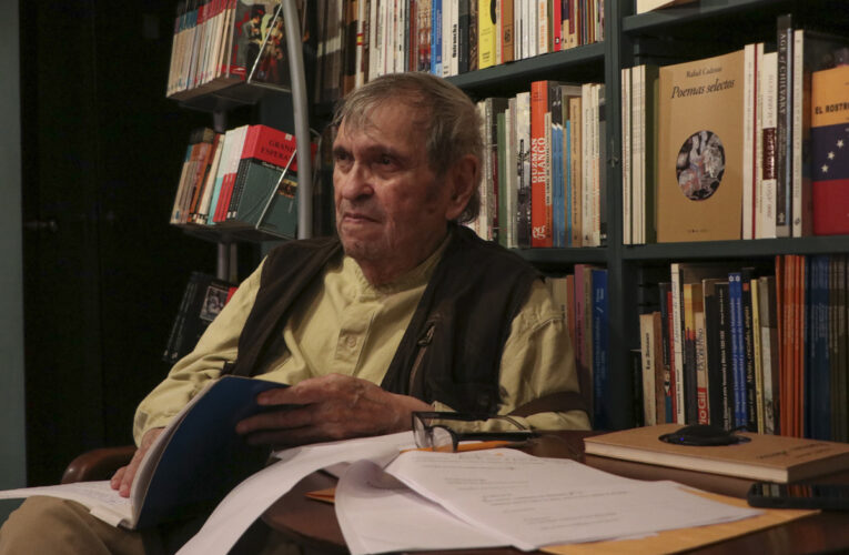 Fundación Celarg rendirá homenaje al poeta Rafael Cadenas