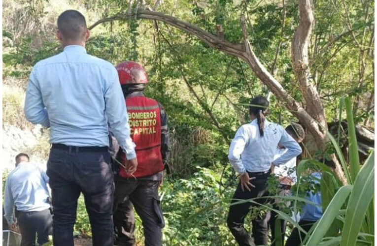 Localizan dos cadáveres en zona boscosa de Caracas