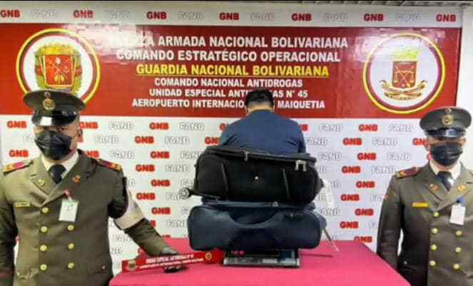 GNB detectó 2 maletas con 11 kilos de cocaína en el aeropuerto