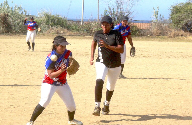 Softbol femenino guaireño inició prácticas vía nacional