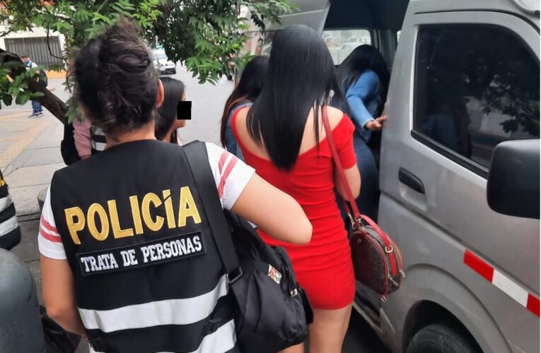 Rescatan a 5 venezolanas obligadas a prostituirse y a sus hijos en Perú