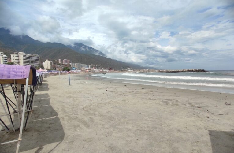 Playa Coral no recibió bañistas