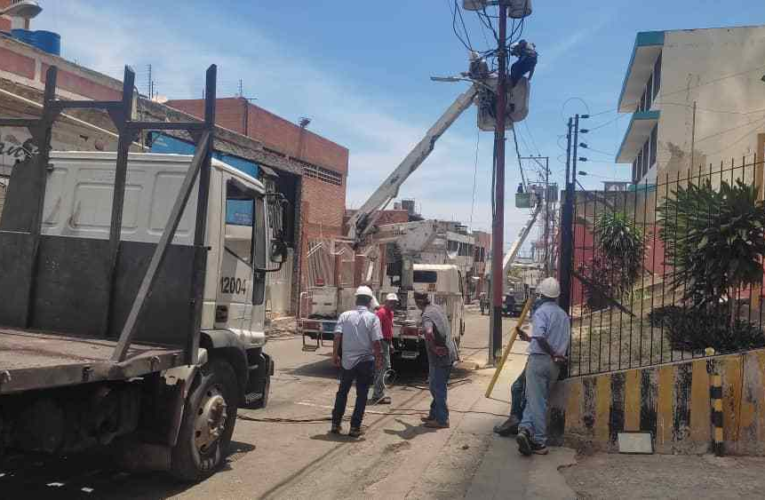 Restituido el servicio eléctrico en Calle Los Baños