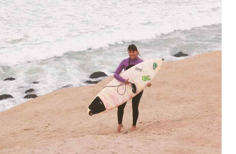 Adriana Cano al internacional de Surf