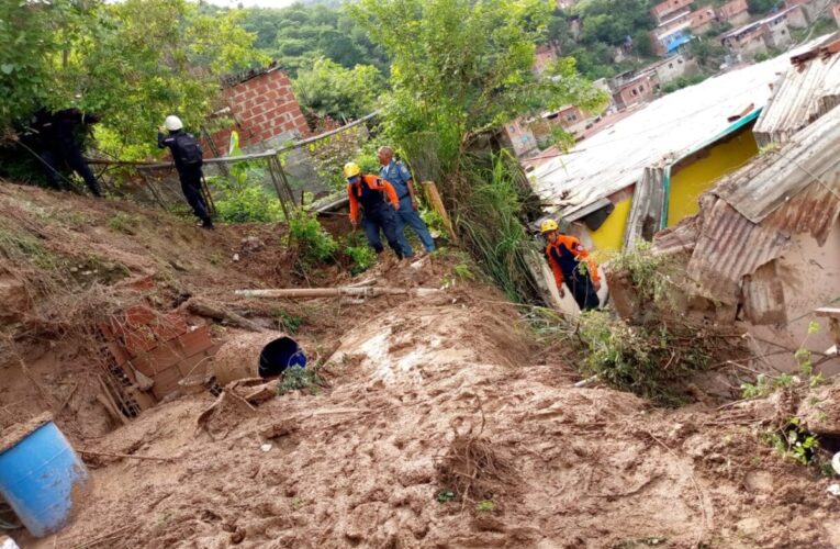 Mueren tres personas tapiadas en Guarenas
