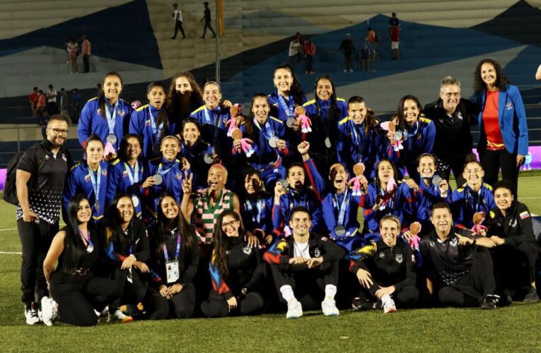 Fútbol femenino se quedó con plata en El Salvador